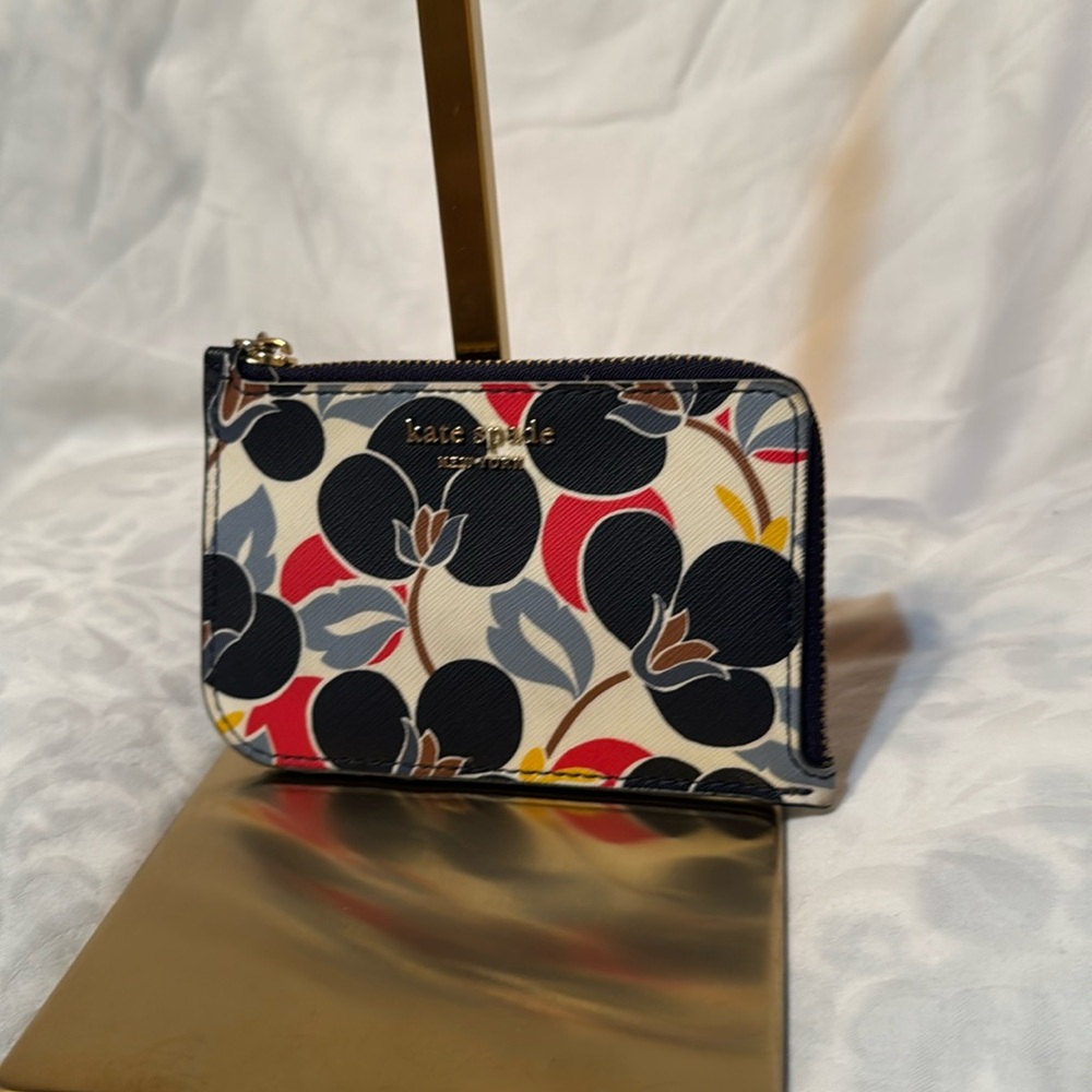 Kate Spade Compact Wallet with Keyring - Picture 2 of 6